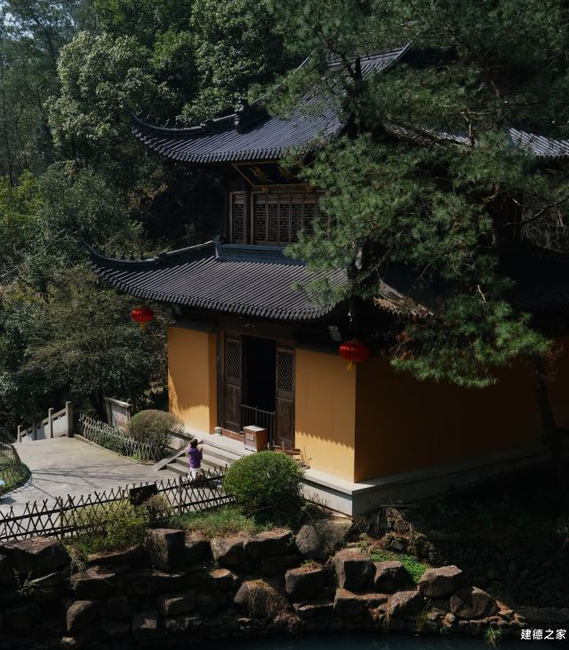 一寺春秋,万缕福荫 一寺春秋,万缕福荫