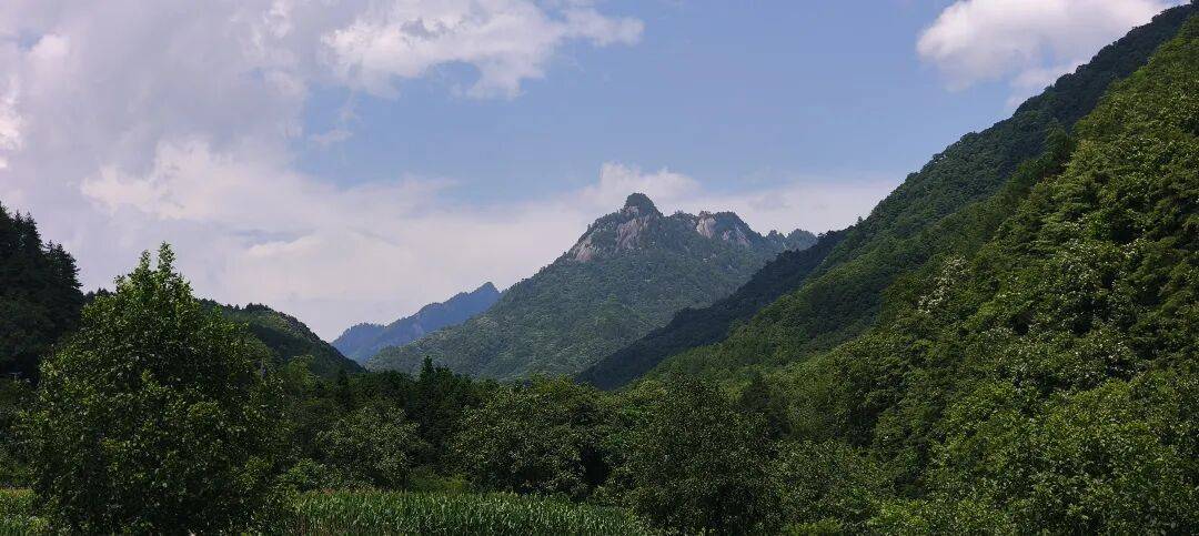 四川到山西摩旅游记三   今天骑不动道，风景太美
