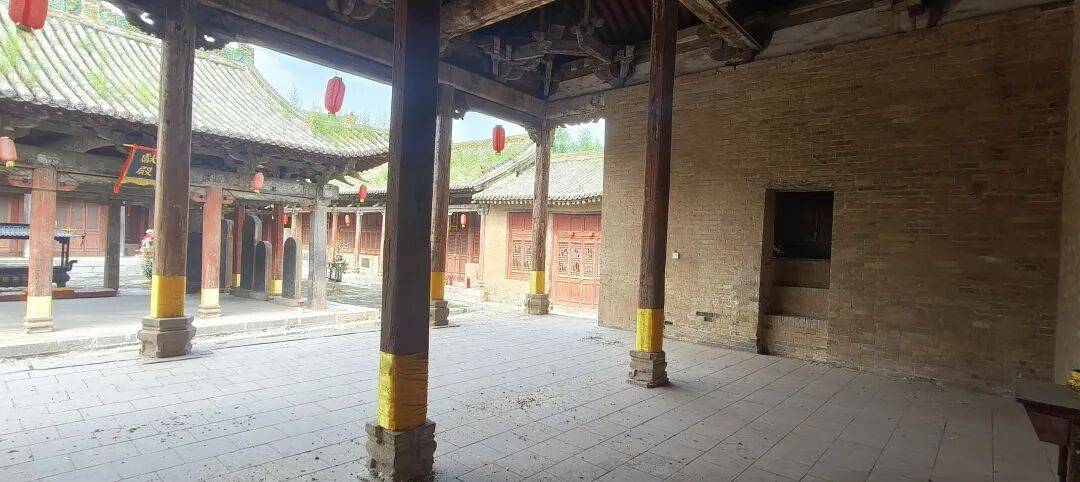 千里单骑走秦晋之十八   在阳城，被困在下交汤帝庙金代线条里