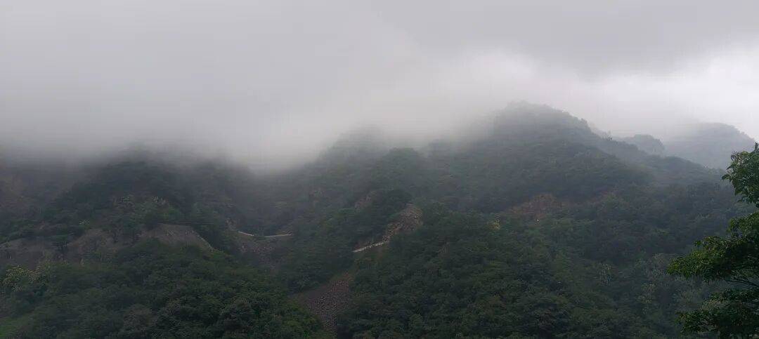千里单骑走秦晋之十六 旷野、雨天、狂风、大雾、海拔 1500+,最孤独的盘山公路 千里单骑走秦晋之十六 旷野、雨天、狂风、大雾、海拔 1500+,最孤独的盘山公路