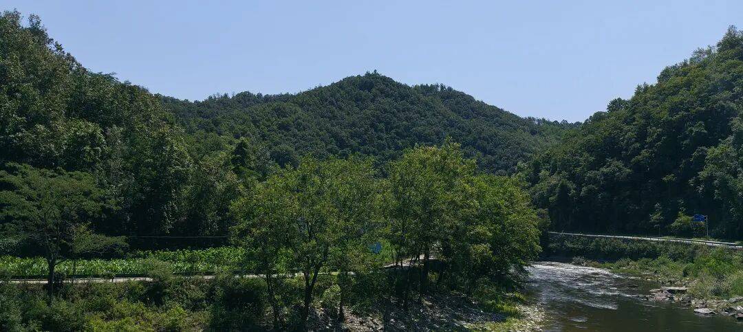 四川到山西摩旅游记三   今天骑不动道，风景太美