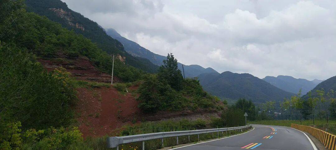 千里单骑走秦晋之十六 旷野、雨天、狂风、大雾、海拔 1500+,最孤独的盘山公路 千里单骑走秦晋之十六 旷野、雨天、狂风、大雾、海拔 1500+,最孤独的盘山公路
