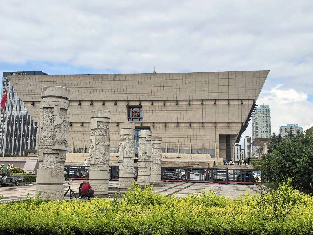 雁门残阳，翻越内心的雄关｜摩旅西行日记9