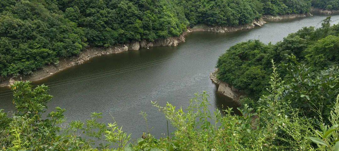 四川到山西摩旅游记三   今天骑不动道，风景太美