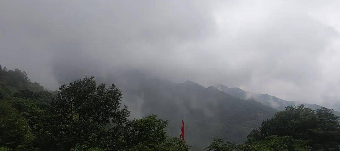 千里单骑走秦晋之十六 旷野、雨天、狂风、大雾、海拔 1500+,最孤独的盘山公路 千里单骑走秦晋之十六 旷野、雨天、狂风、大雾、海拔 1500+,最孤独的盘山公路