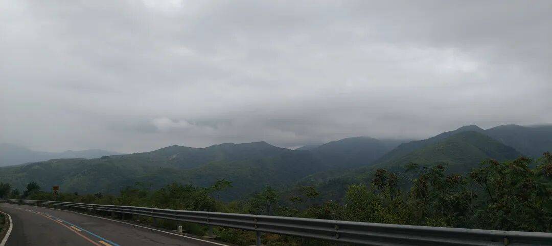 千里单骑走秦晋之十六 旷野、雨天、狂风、大雾、海拔 1500+,最孤独的盘山公路 千里单骑走秦晋之十六 旷野、雨天、狂风、大雾、海拔 1500+,最孤独的盘山公路