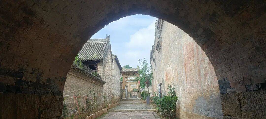 千里单骑走秦晋之十七    在阳城，遇见北朝的佛和一场宏大的死亡