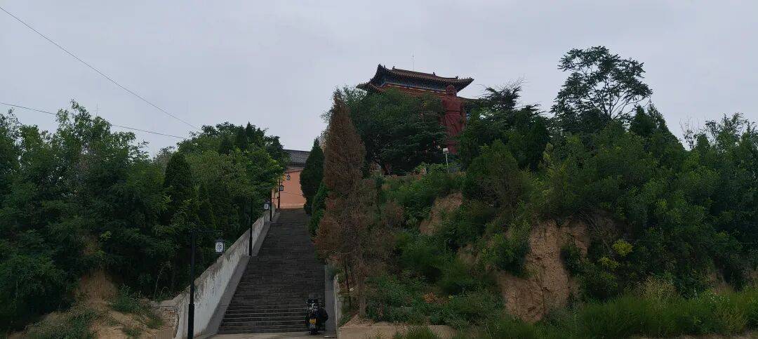 千里单骑走秦晋之十三    从平陆到曹川，骑上车，这世界都是景区