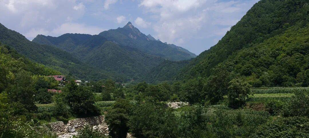 四川到山西摩旅游记三   今天骑不动道，风景太美