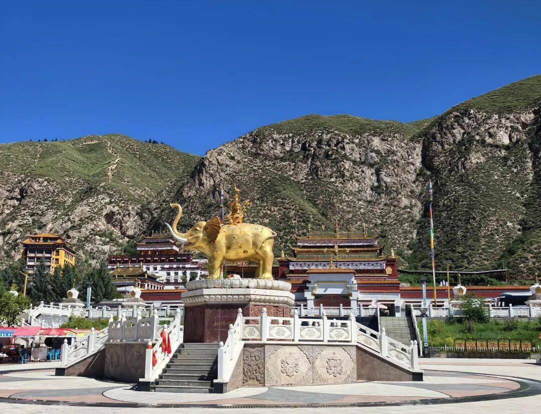 338 国道，把山河铺展在车轮之下|摩旅西行日记 20