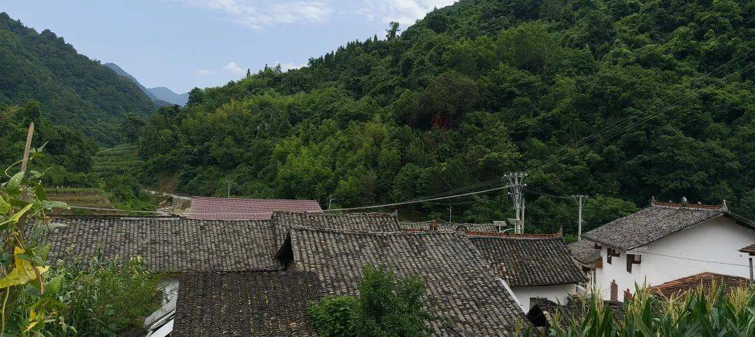 四川到山西摩旅游记三   今天骑不动道，风景太美