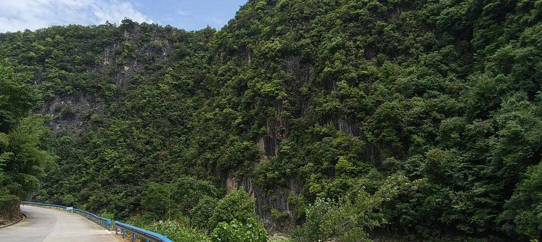 四川到山西摩旅游记三   今天骑不动道，风景太美
