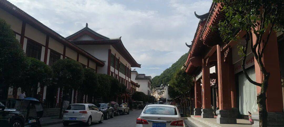 四川到山西摩旅游记三   今天骑不动道，风景太美