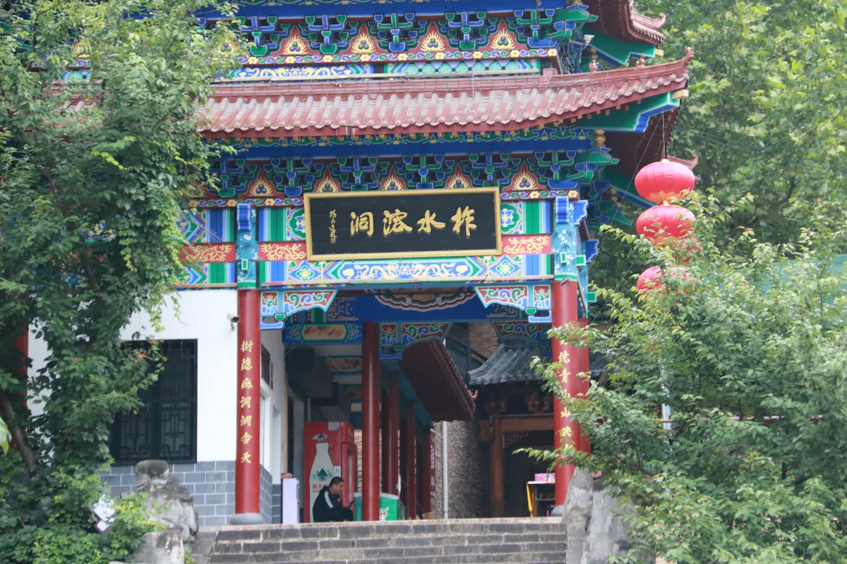 摩旅第4段安康到西安：耗时15小时冒雨翻越秦岭、疲劳程度像是跑完一次半马