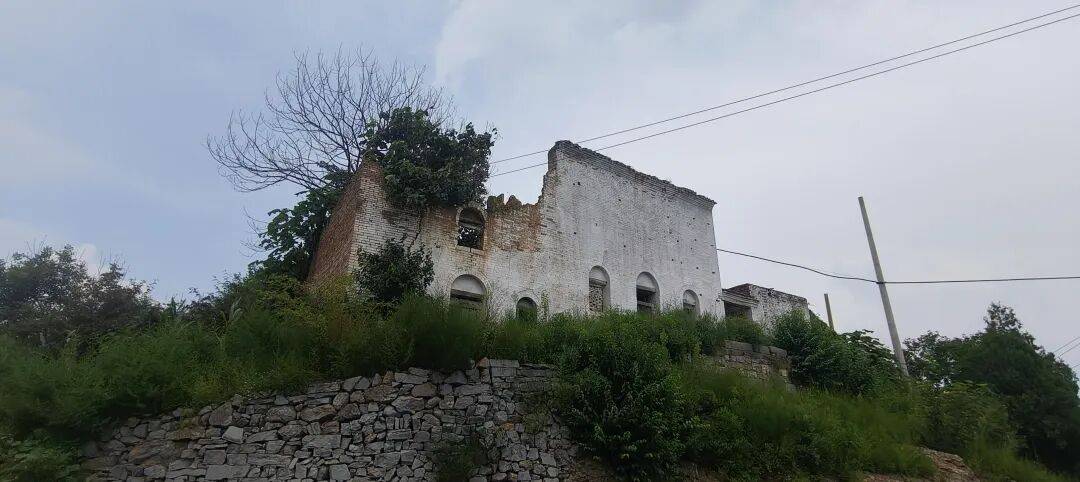 千里单骑走秦晋之十八   在阳城，被困在下交汤帝庙金代线条里