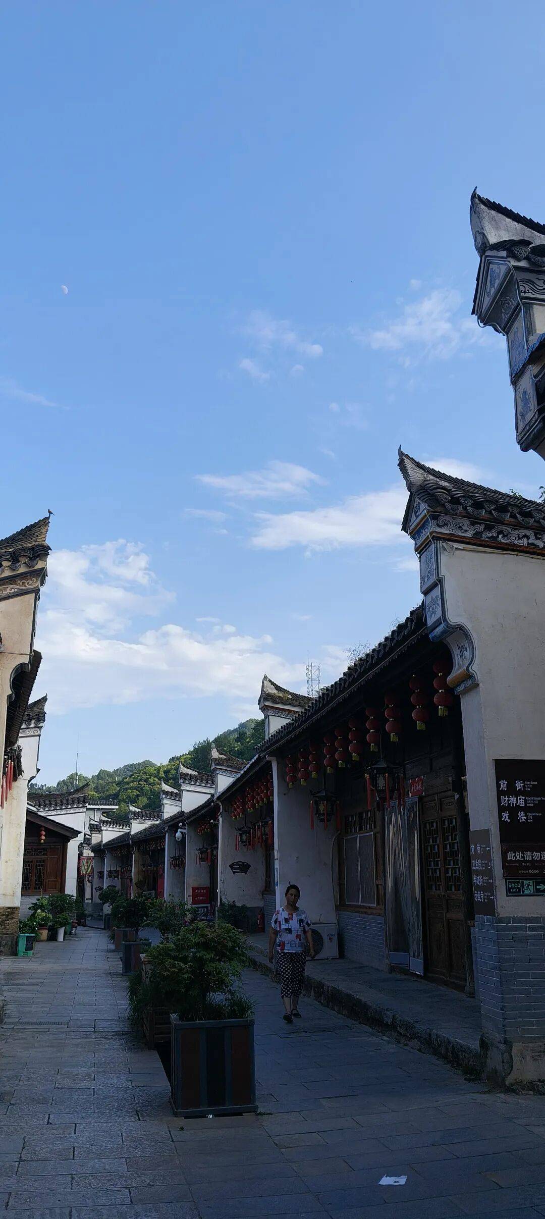 四川到山西摩旅游记三   今天骑不动道，风景太美