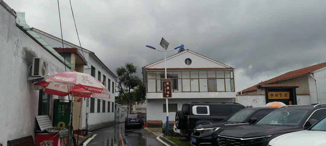 千里单骑走秦晋之二十四    在高平，冒雨游铁佛寺，躲进博物馆