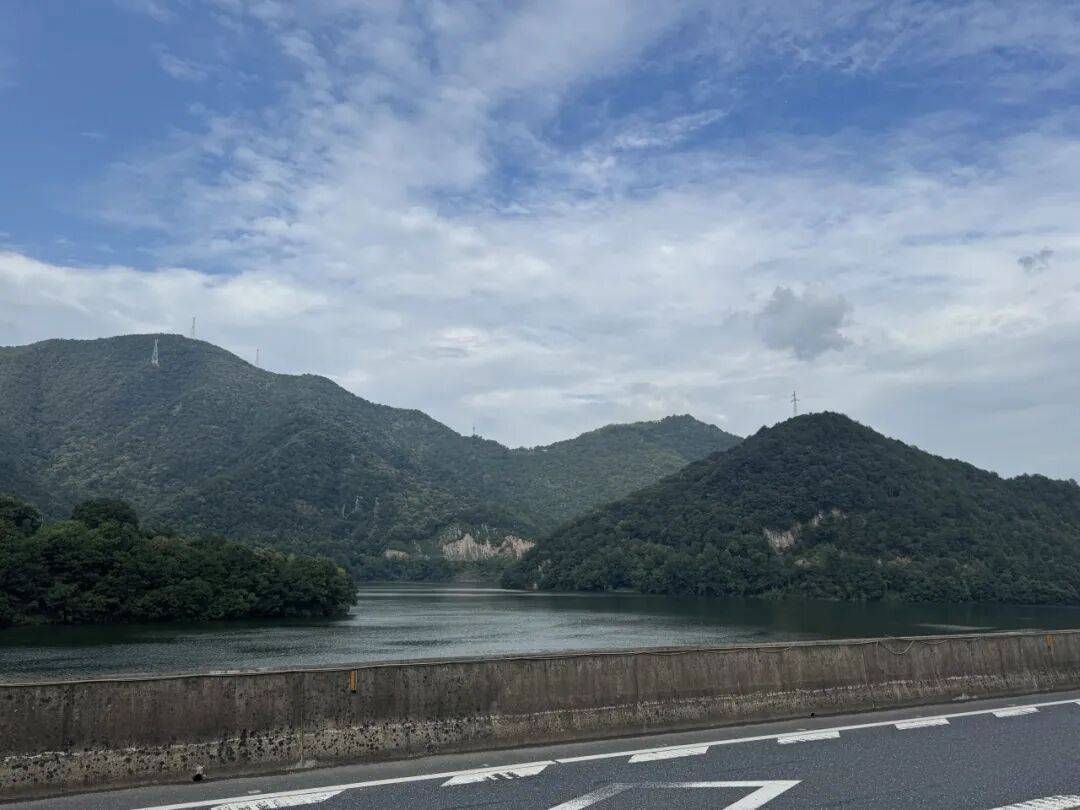 繁忙工作之余，来一次摩旅放松！