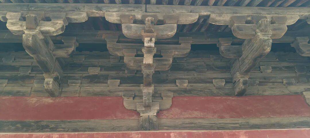 千里单骑走秦晋之三十：在高平崇明寺，遇上最早的宋代建筑，淋了一场大雨去冶底，看到活着的冶底岱庙