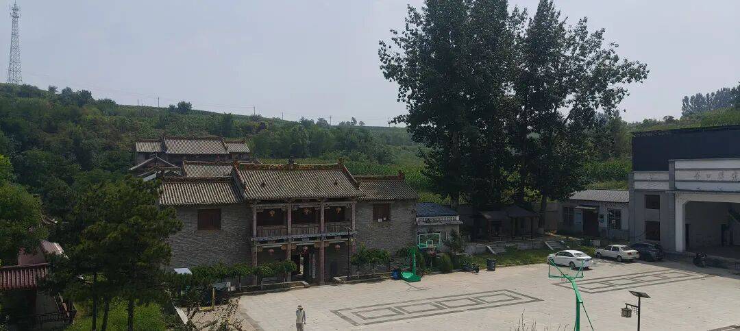 千里单骑走秦晋之二十九：王报二郎庙的金代戏台、骷髅庙吊古，在高庙山石窟待了一个下午