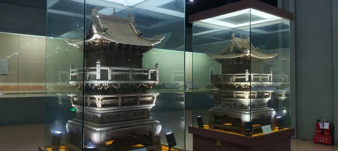 千里单骑走秦晋之二十四    在高平，冒雨游铁佛寺，躲进博物馆