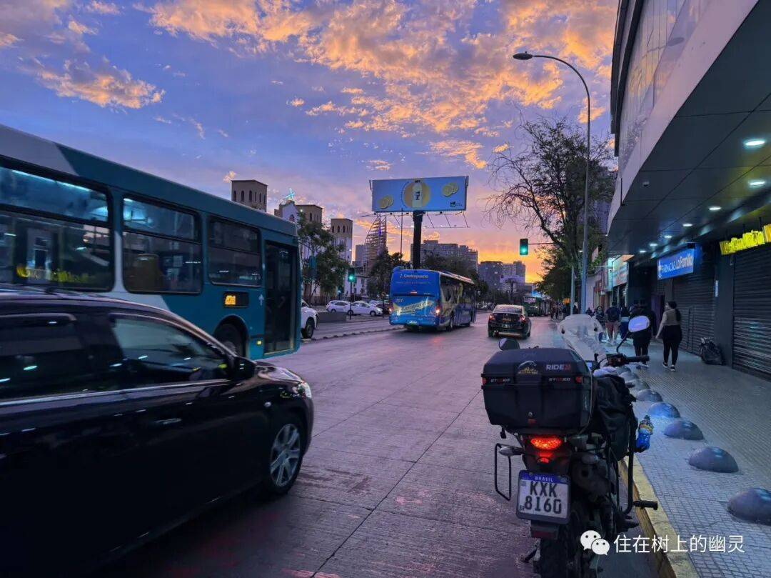 穿越美洲的摩旅 E07：圣地亚哥，面对别人的苦难，我怎能把脸转过去