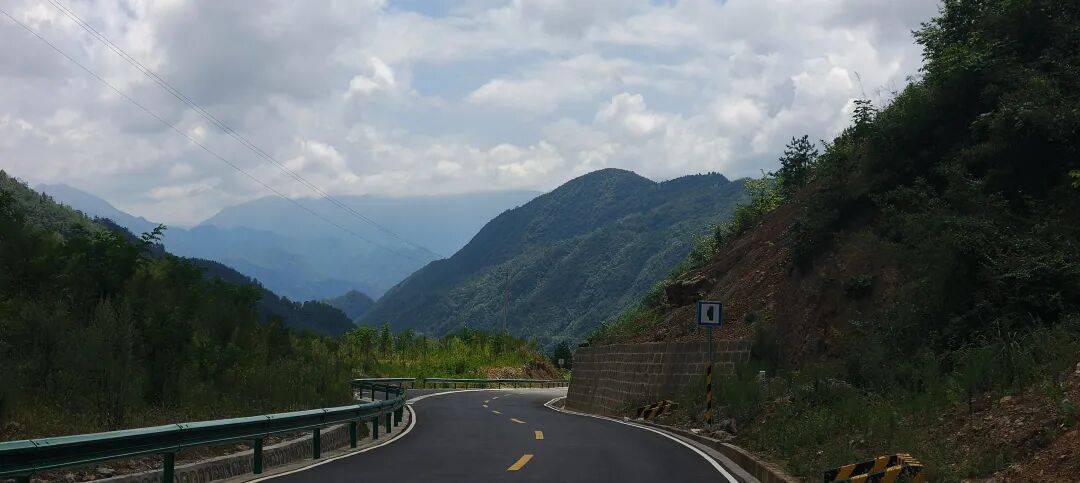 千里单骑走秦晋之三十七：经汉阴、镇巴、高川入蜀，翻越大巴山 300 公里