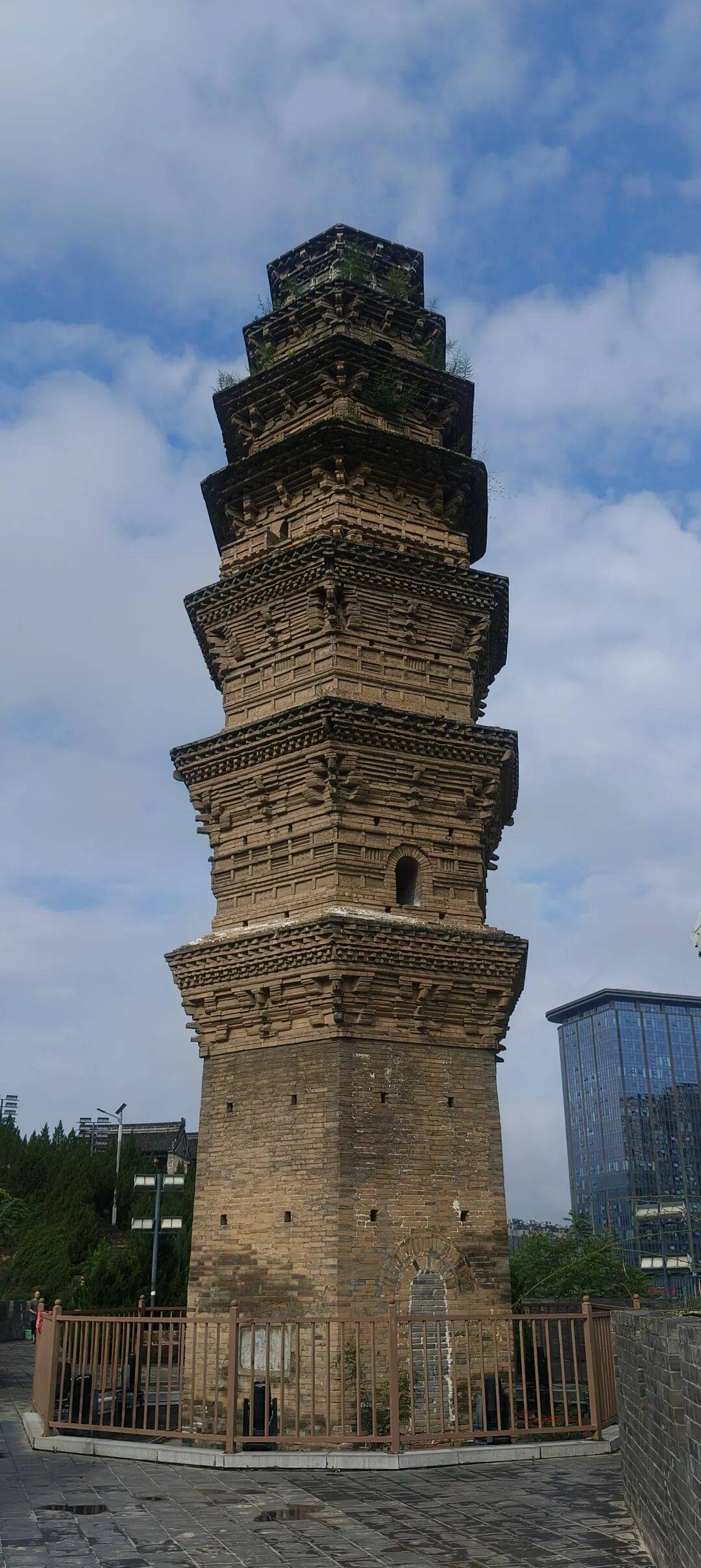 千里单骑走秦晋之三十六：秦岭南坡摩旅三百公里，从山阳县到安康恒口镇