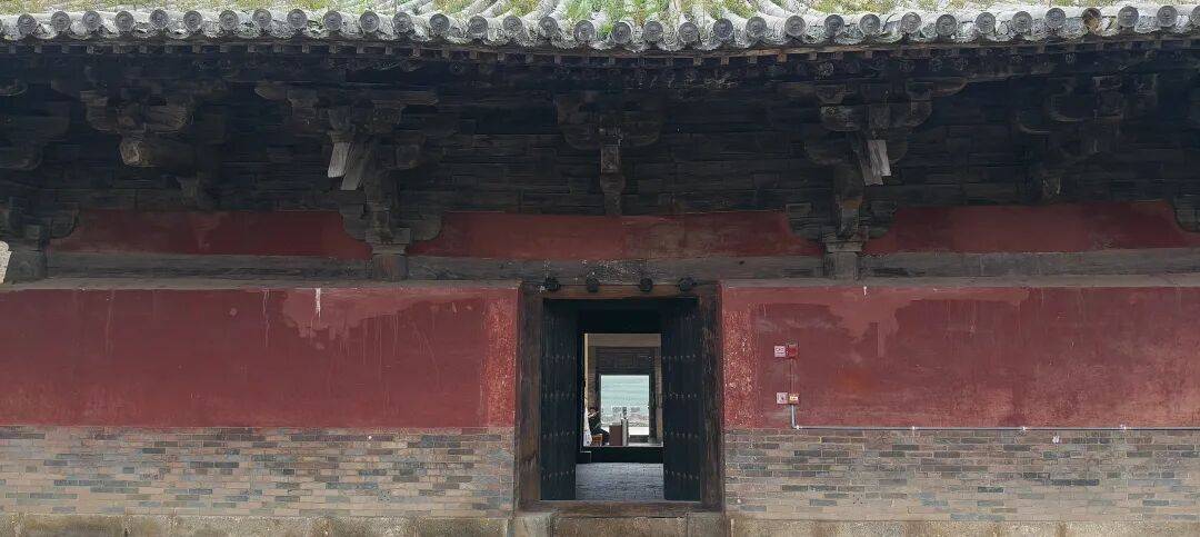 千里单骑走秦晋之三十：在高平崇明寺，遇上最早的宋代建筑，淋了一场大雨去冶底，看到活着的冶底岱庙