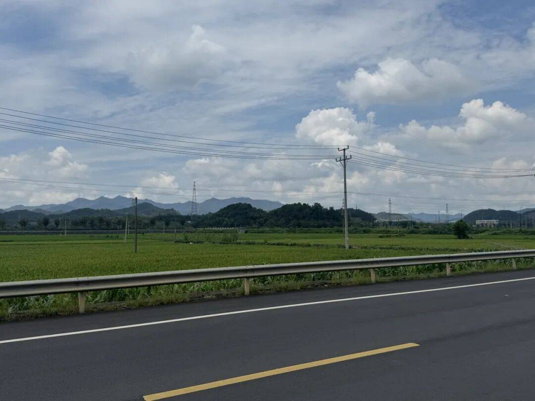 繁忙工作之余，来一次摩旅放松！
