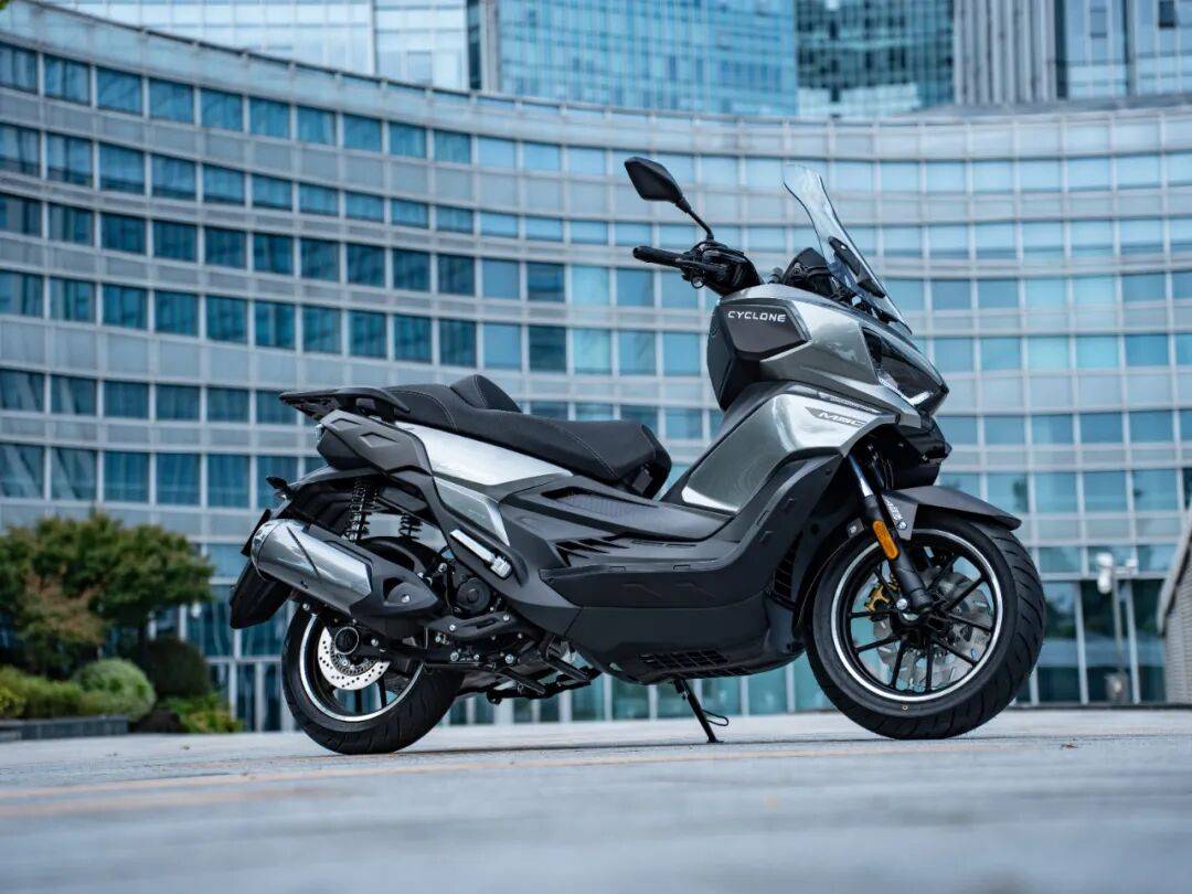 18599 元！赛科龙 RT250MSC 上市