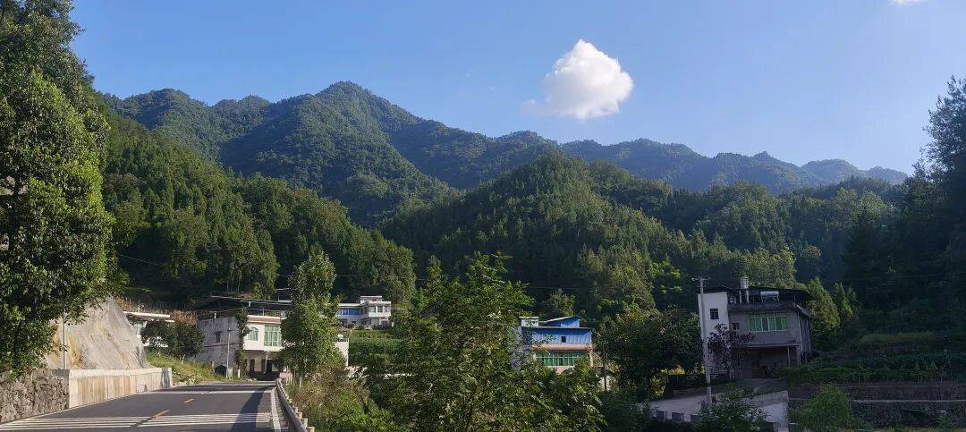 千里单骑走秦晋之三十八：我像一只青蛙，趴在四川这口锅的边缘不敢下锅，里面真烫