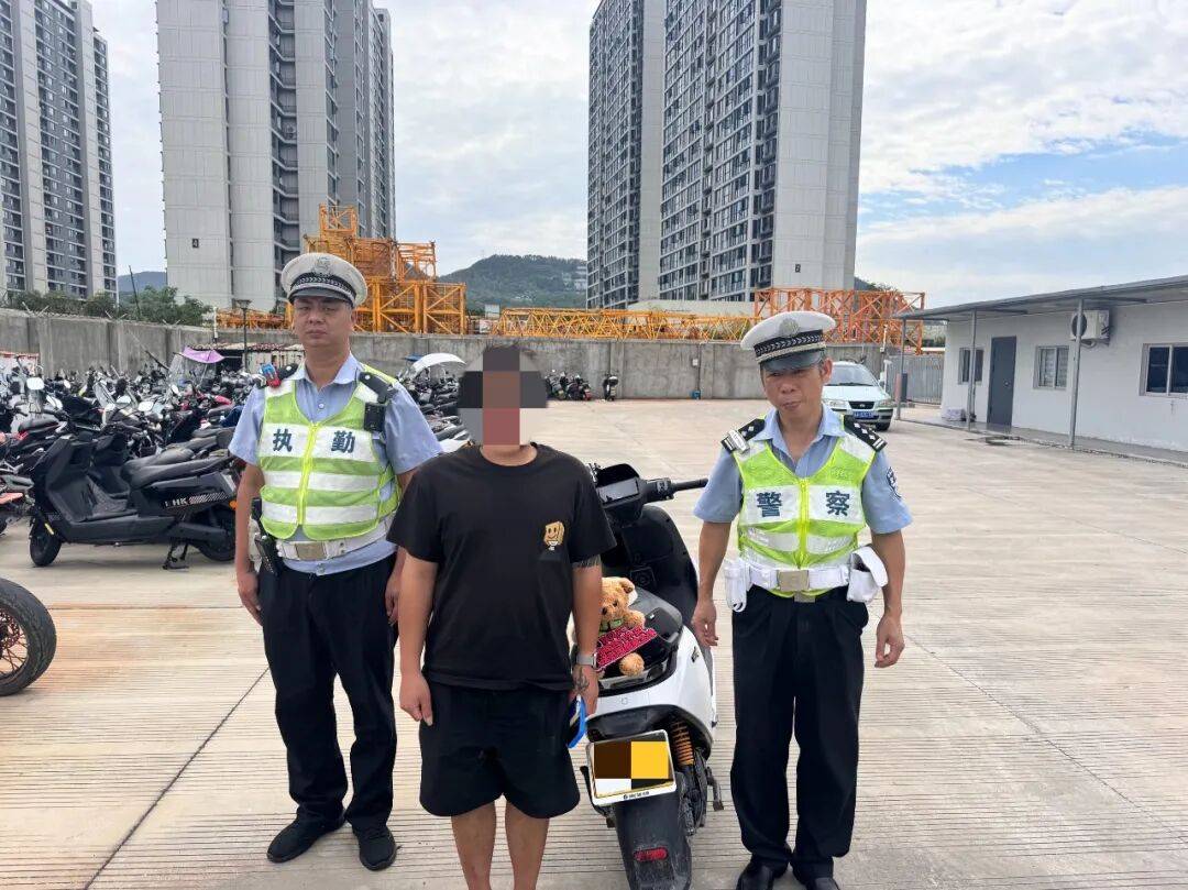 赶去站点的路上，B2驾照被扣！小哥犯了哪些错？