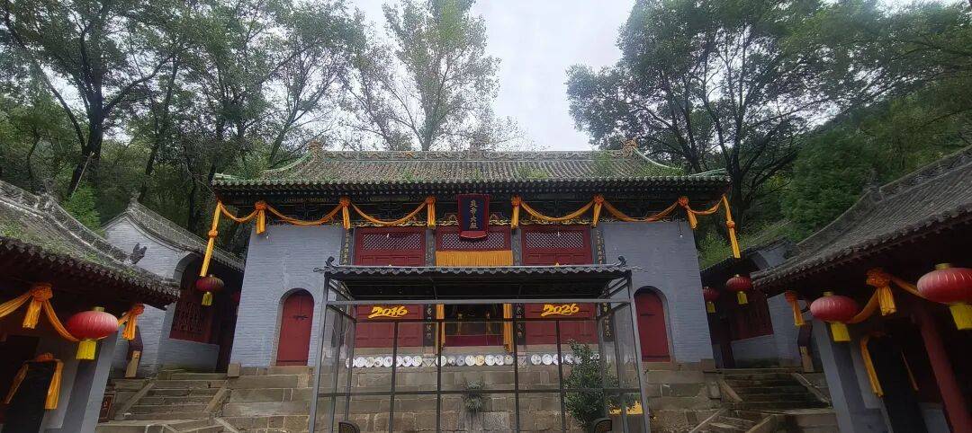 千里单骑走秦晋之二十六   在高平，有一座深山石窟秘境