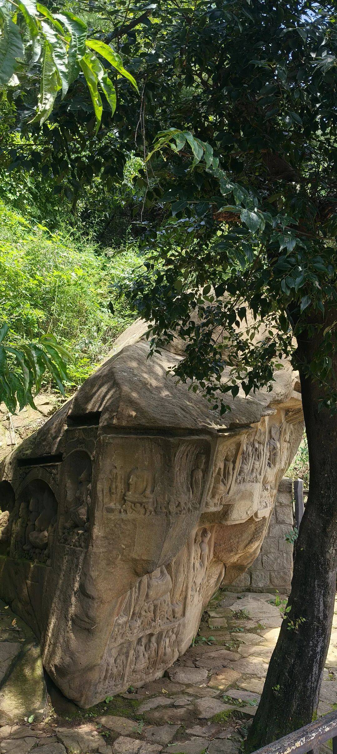 千里单骑走秦晋之二十六   在高平，有一座深山石窟秘境