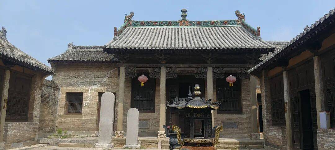 千里单骑走秦晋之二十九：王报二郎庙的金代戏台、骷髅庙吊古，在高庙山石窟待了一个下午