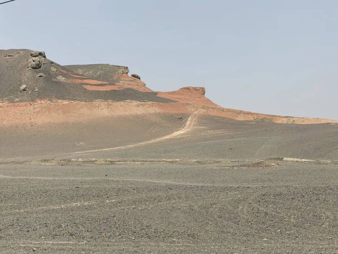 狂风过境，两次绕路，落脚石河子｜摩旅西行日记29