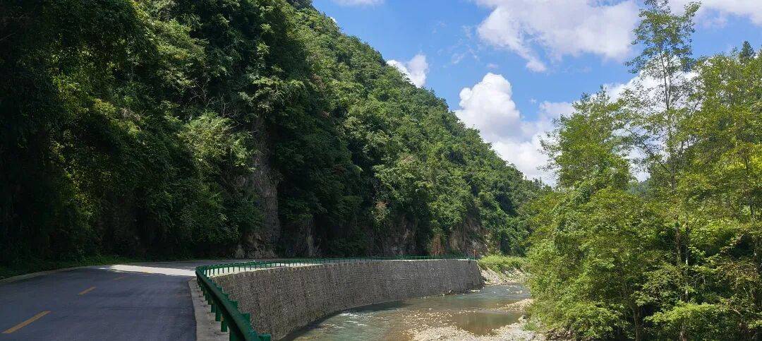 千里单骑走秦晋之三十七：经汉阴、镇巴、高川入蜀，翻越大巴山 300 公里