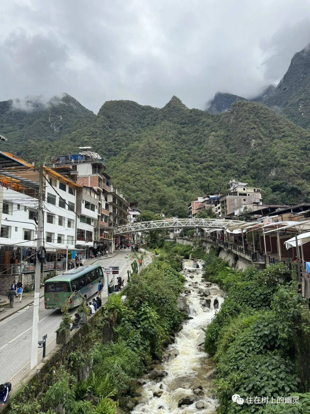 穿越美洲的摩旅 E09：基多，你下次什么时候再回来？