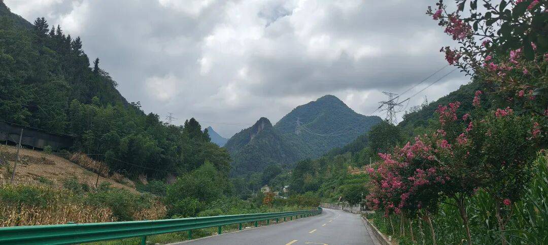 千里单骑走秦晋之三十七：经汉阴、镇巴、高川入蜀，翻越大巴山 300 公里