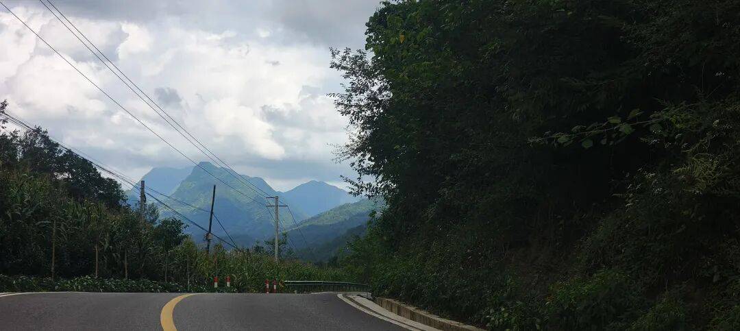 千里单骑走秦晋之三十七：经汉阴、镇巴、高川入蜀，翻越大巴山 300 公里