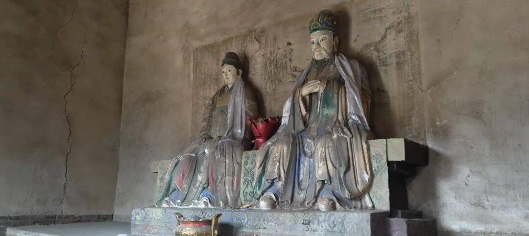 千里单骑走秦晋之二十九：王报二郎庙的金代戏台、骷髅庙吊古，在高庙山石窟待了一个下午