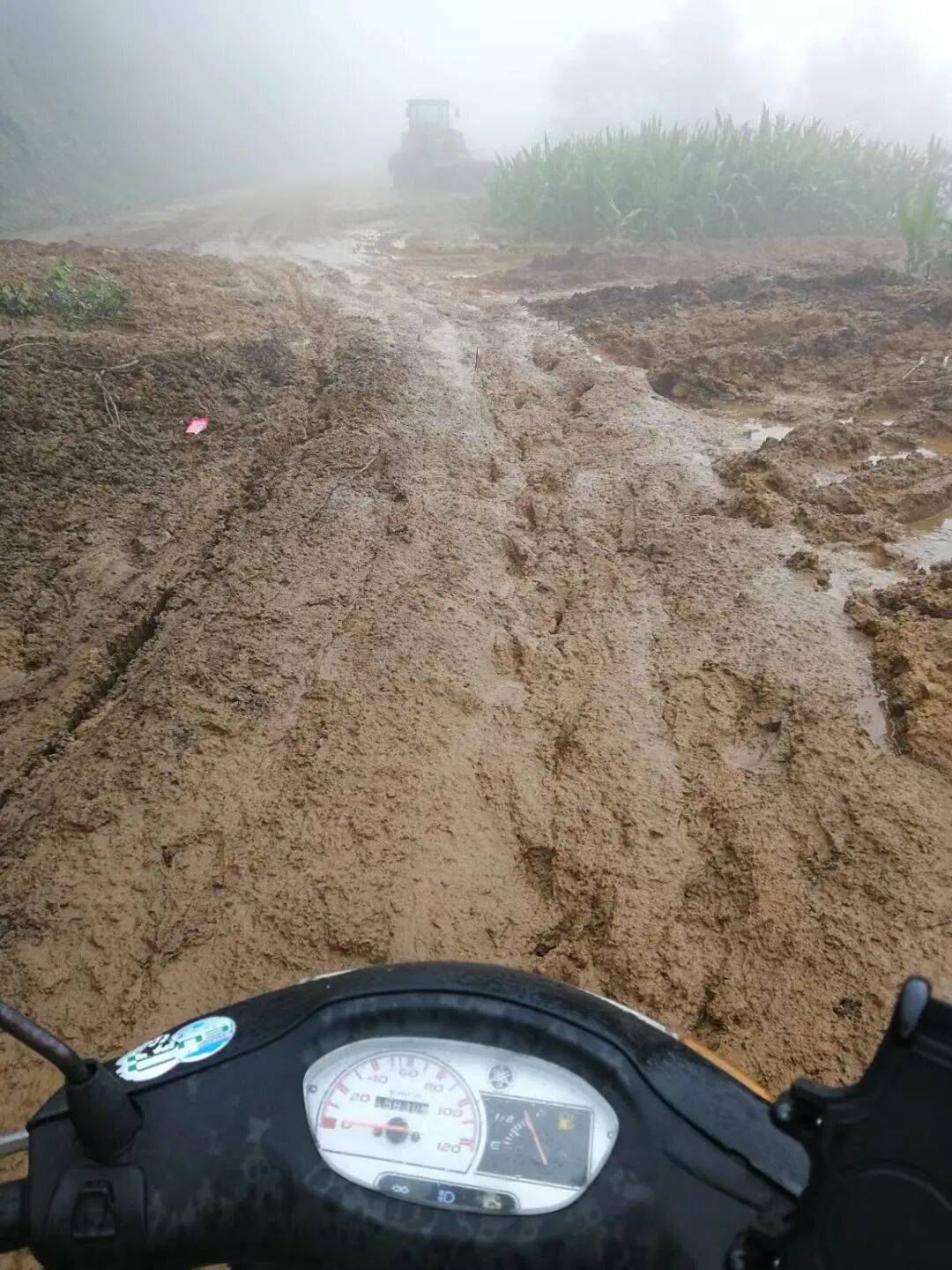 男人都有一个摩旅梦，谁说小踏板不能环游中国